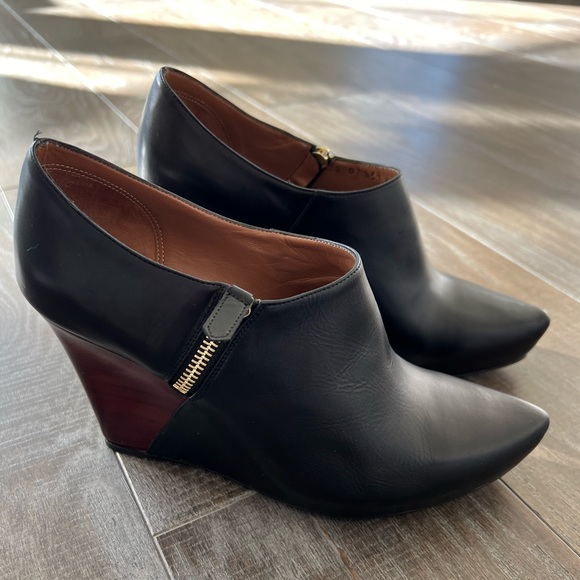 Giorgio Armani leather boots - Picture 1 of 6
